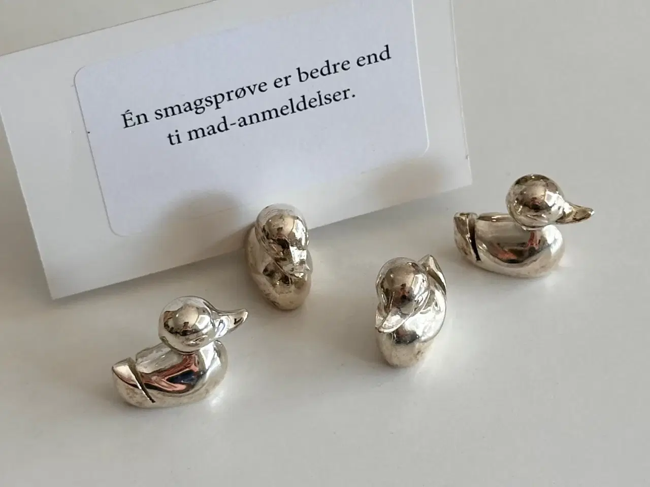 Billede 1 - Bordkortholdere, 4 stk samlet