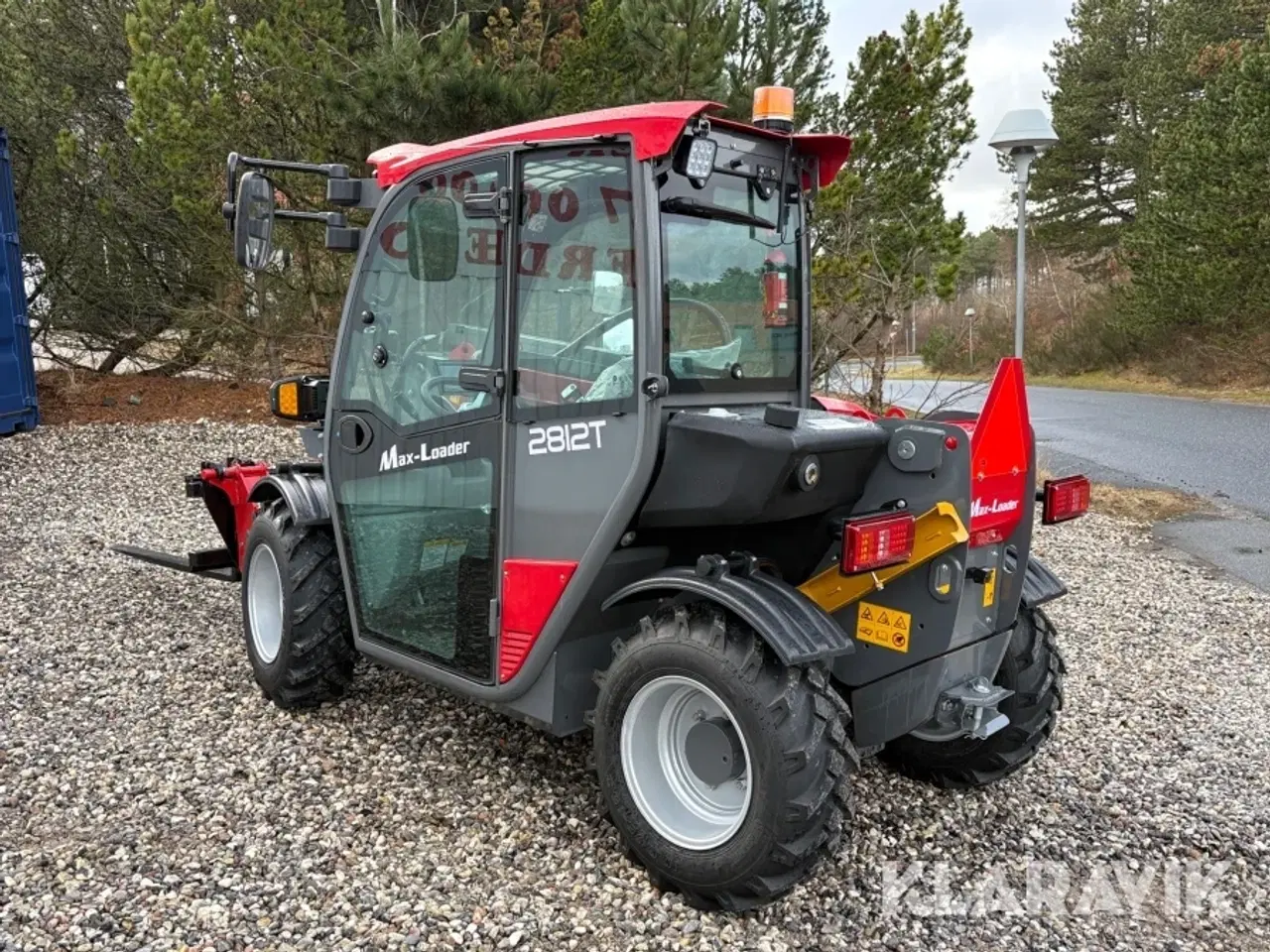 Billede 3 - Teleskoplæsser Max Loader 2812T med skovl og gafler