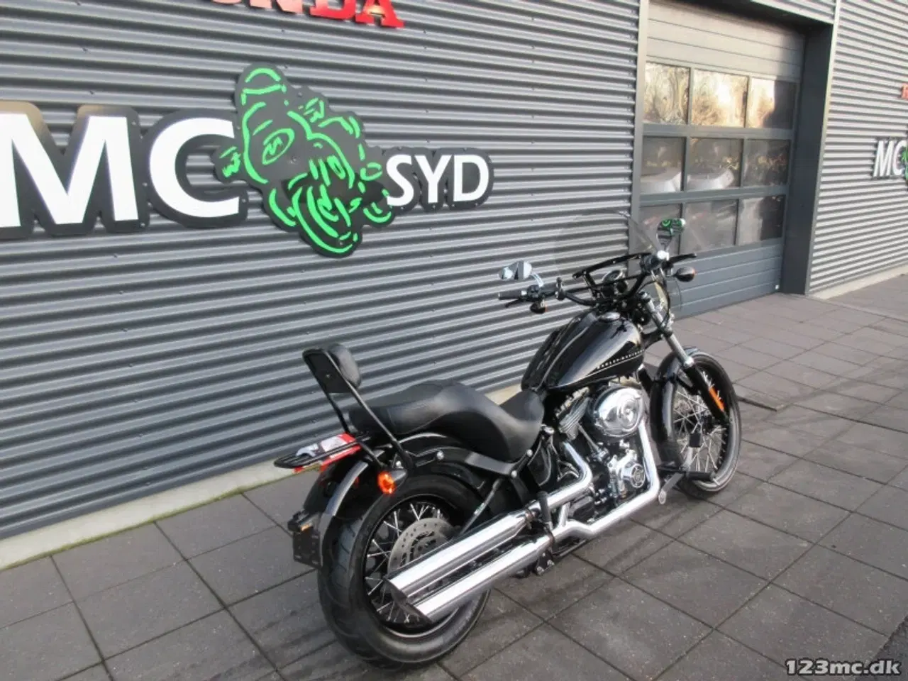 Billede 3 - Harley-Davidson FXS Blackline Mc-Syd Bytter gerne