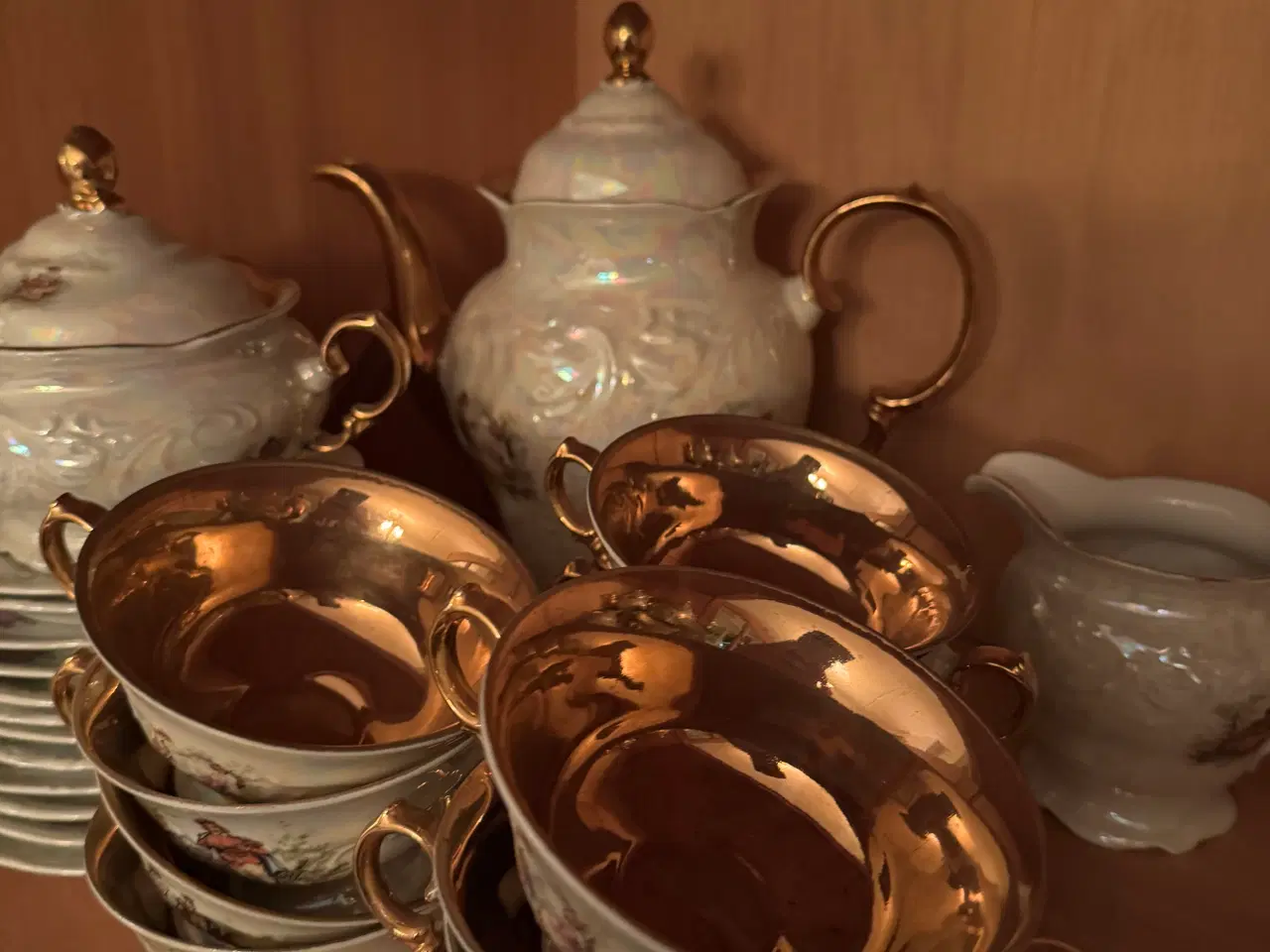 Billede 3 - Fin guldbelagt te sæt i porcelæn