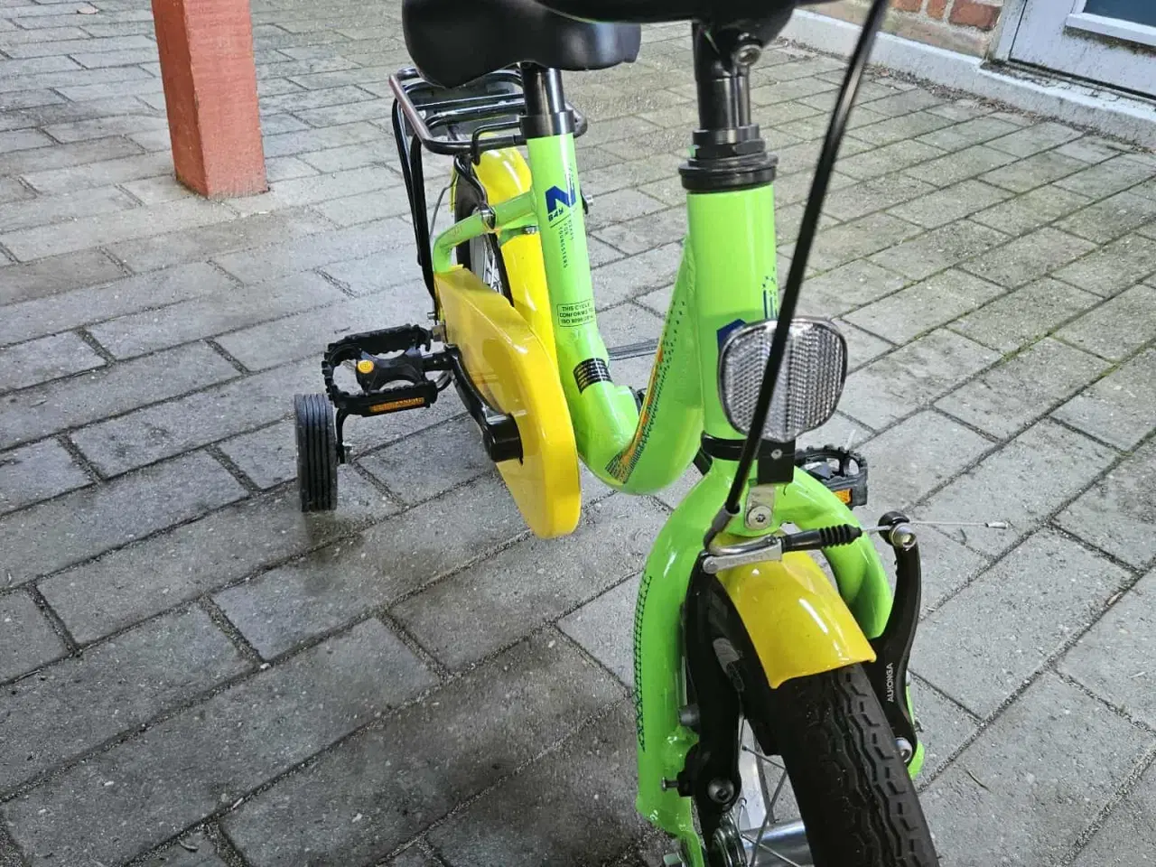 Billede 1 - Børnecykel 12” grøn