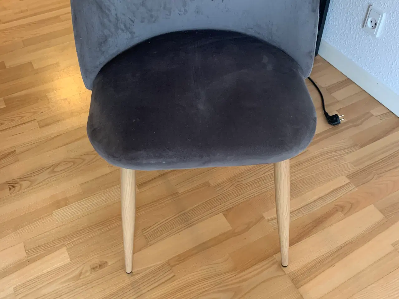 Billede 3 - 4 spisebordsstole sælges samlet 