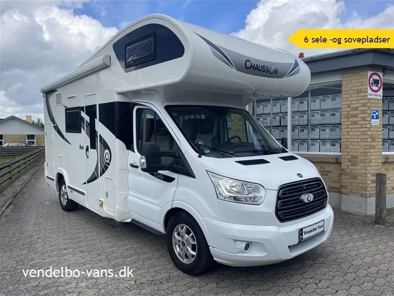 Billede 1 - 2017 - Chausson Flash C646   Praktisk familecamper med køjer,  6 sele -og sovepladser
