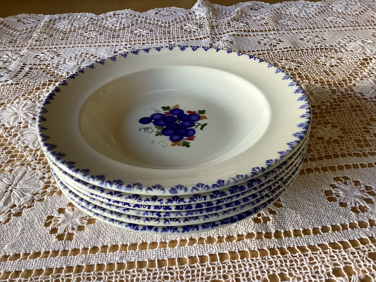 Billede 7 - 6stk vintage dybe tallerkner blå drue 