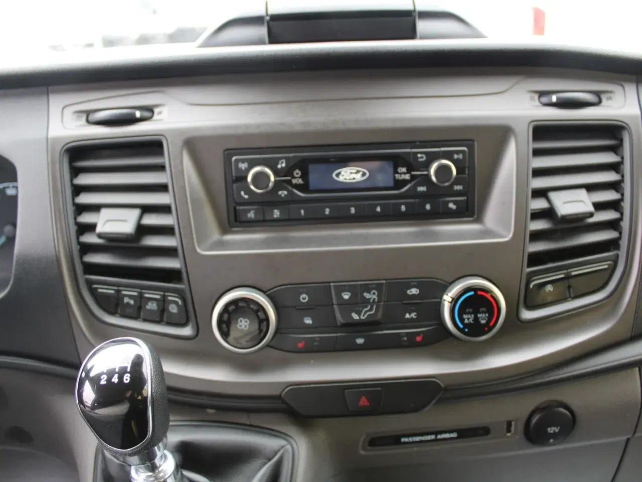 Billede 6 - Ford Transit Custom 320L 2,0 TDCi 130 Trend Mandskabsvogn