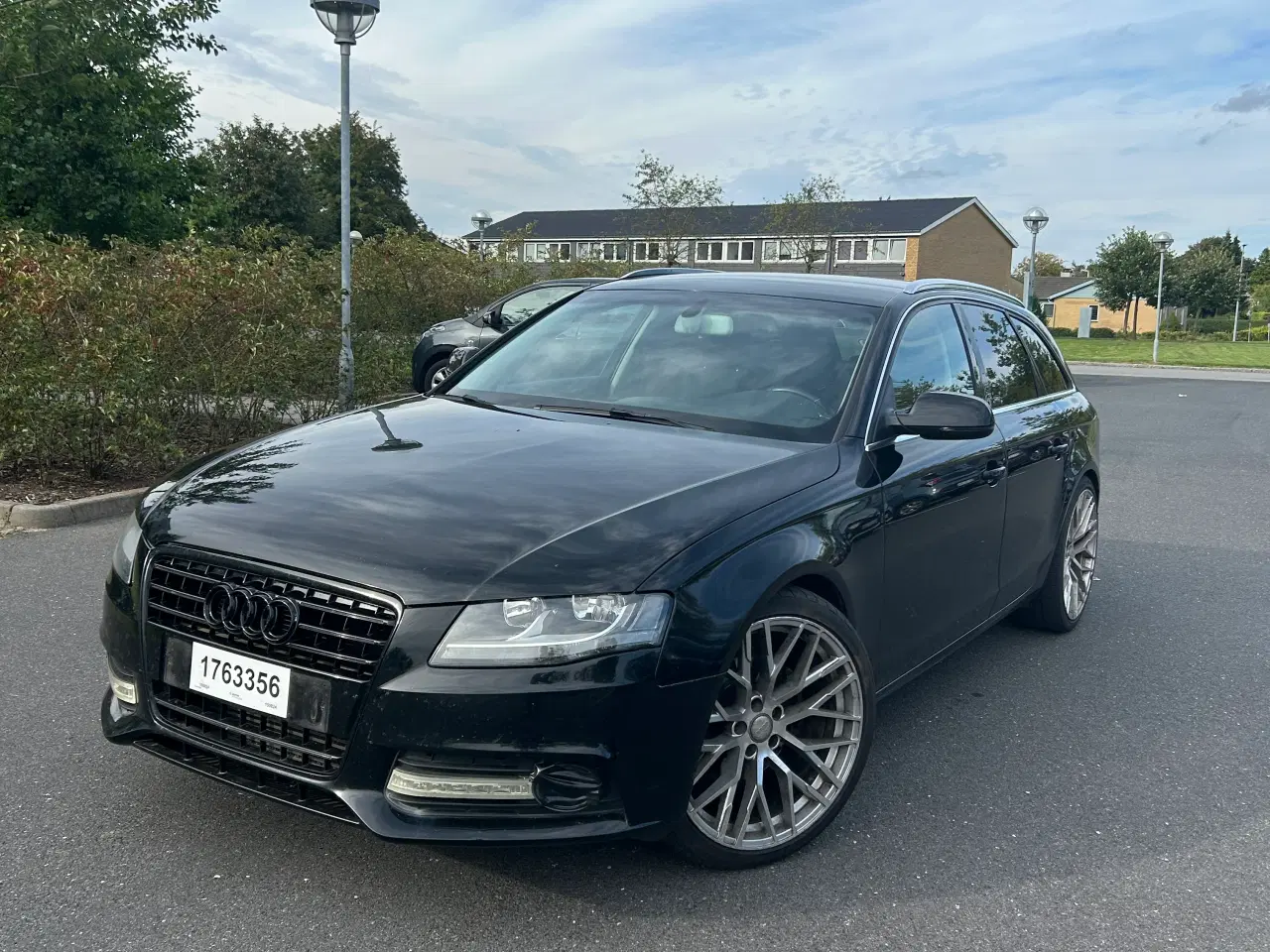 Billede 1 - Nysynet audi a4 2.0 TDI 2011 6 gears 