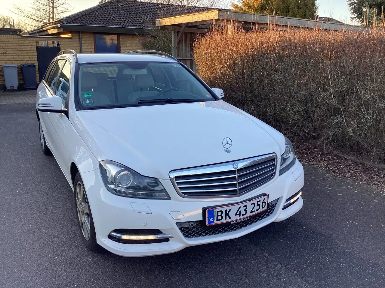 Billede 1 - Mercedes-Benz C220 D  Velholdt og velkørende