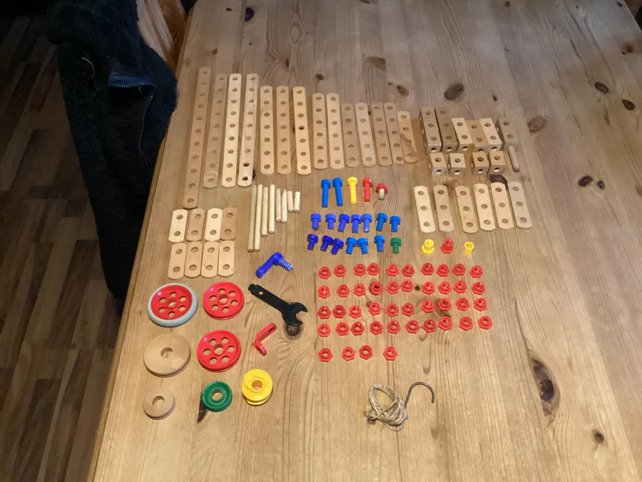 Billede 1 - Bilofix Trælegetøj