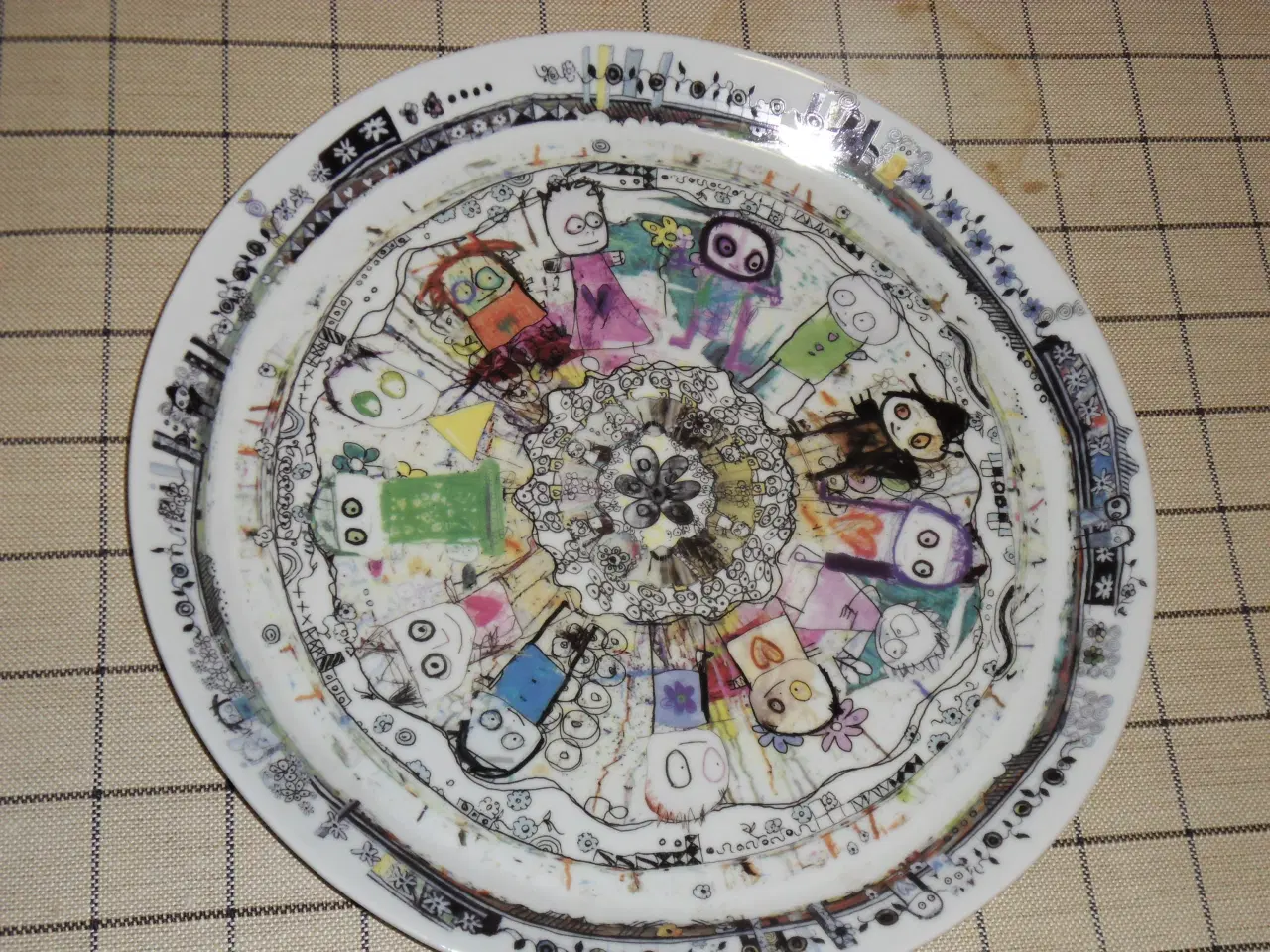 Billede 6 - POUL PAVA. Aida. Stort rundt fad/platte i porcelæn