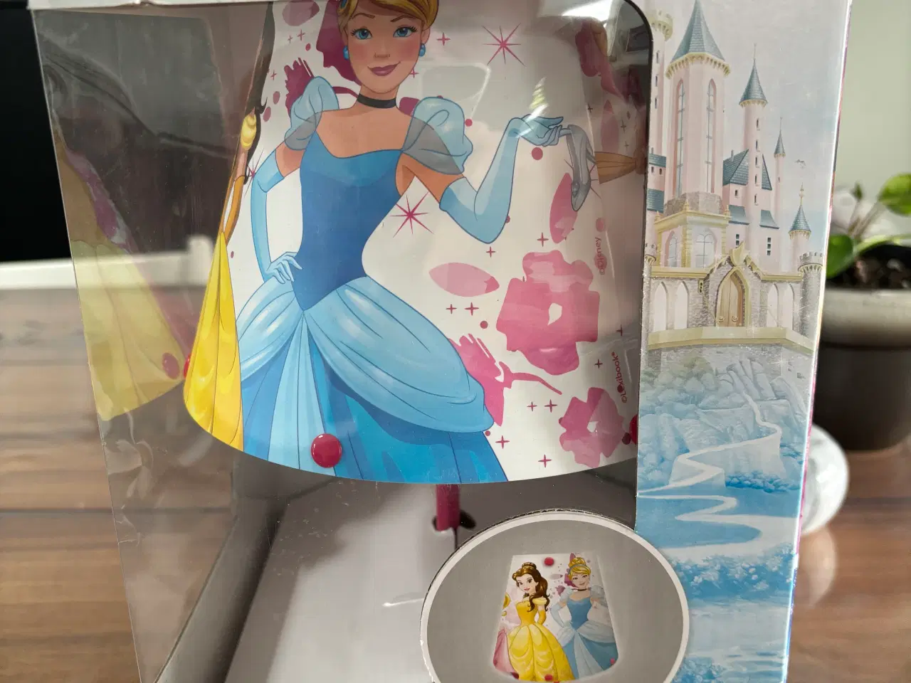 Billede 2 - Disney princess lampe 