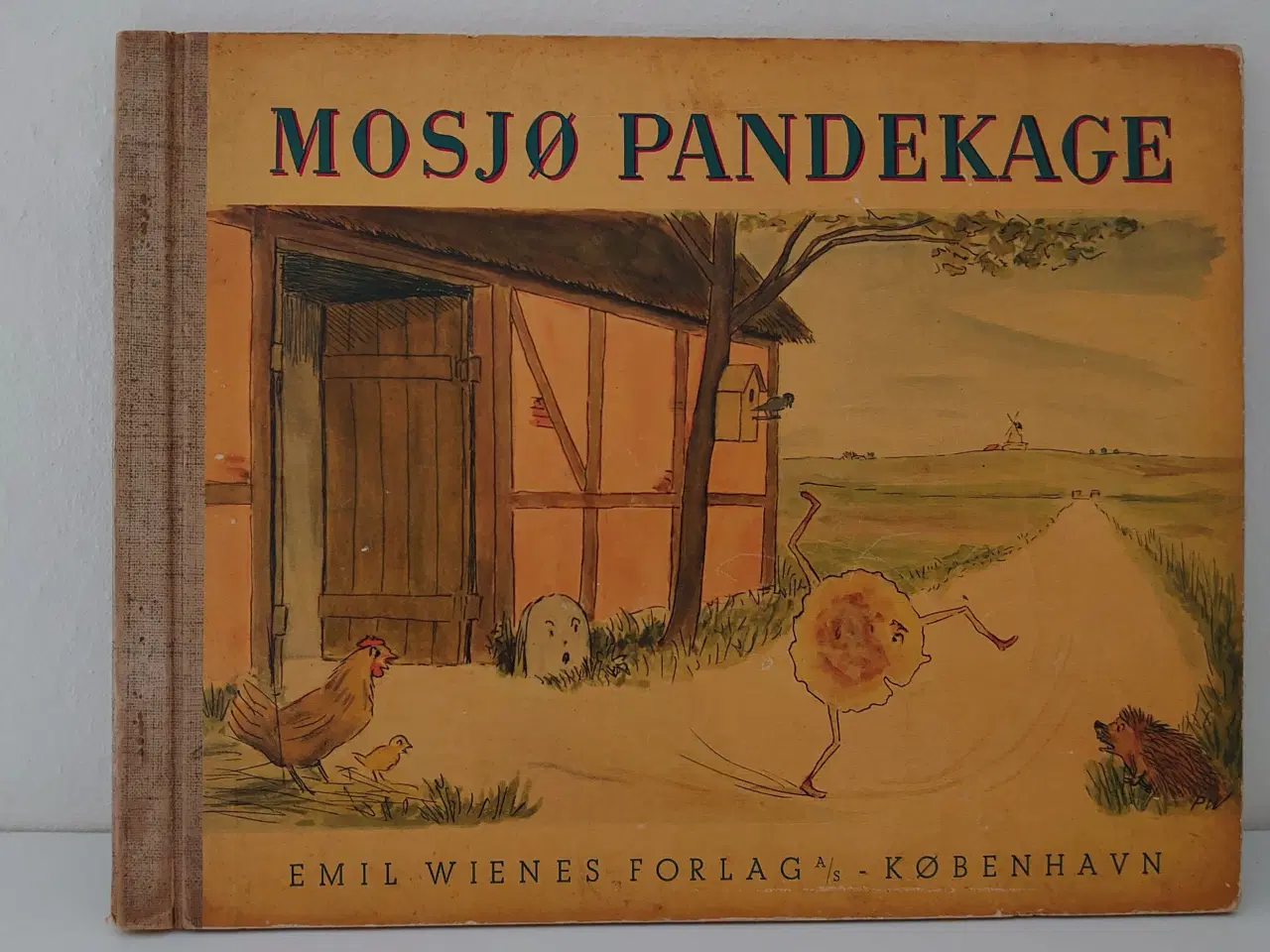 Billede 1 - Mosjø Pandekage"  udg. Emil Wienes Forlag u. år.
