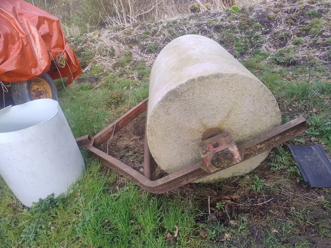 Billede 2 - Tung sten tromle sælges 