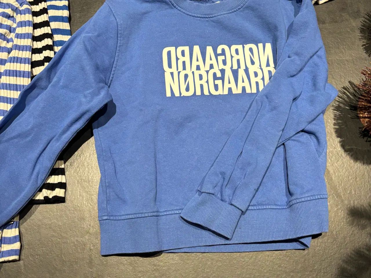 Billede 4 - Mads Nørgaard tøjpakke str 8