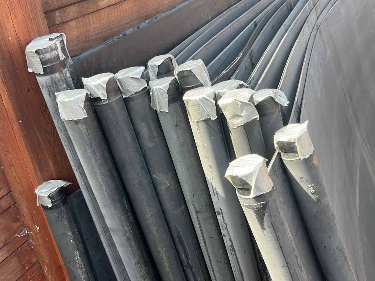 Billede 2 - Større samling solpaneler til opvarmning af pool