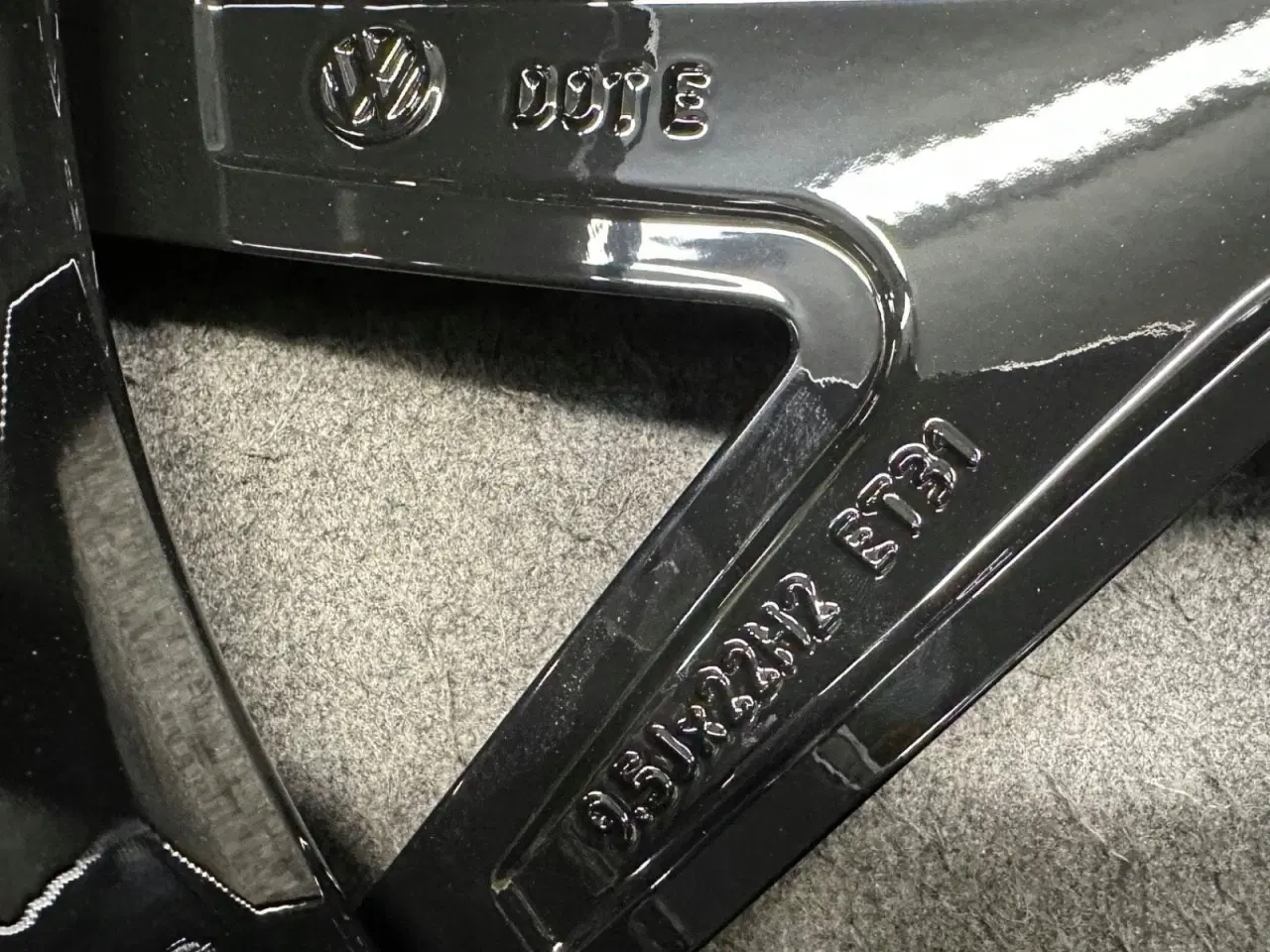 Billede 1 - ALUFÆLGE VW TOUAREG III R-Line Estoril 22''