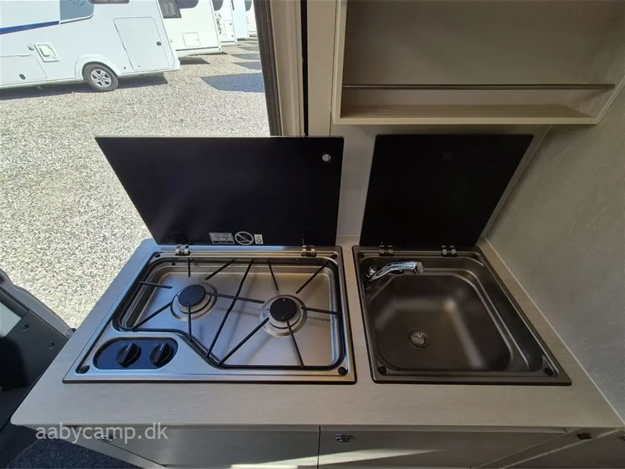 Billede 13 - 2023 - Tourne 6.0 Thunder Edition 200AH. LITHIUM BATTERI. 2000W INVERTER. KOMPRESSOR KØLESKAB. MAXFANN. WEBASTO DIESELFYR. EL-GULVVARME.