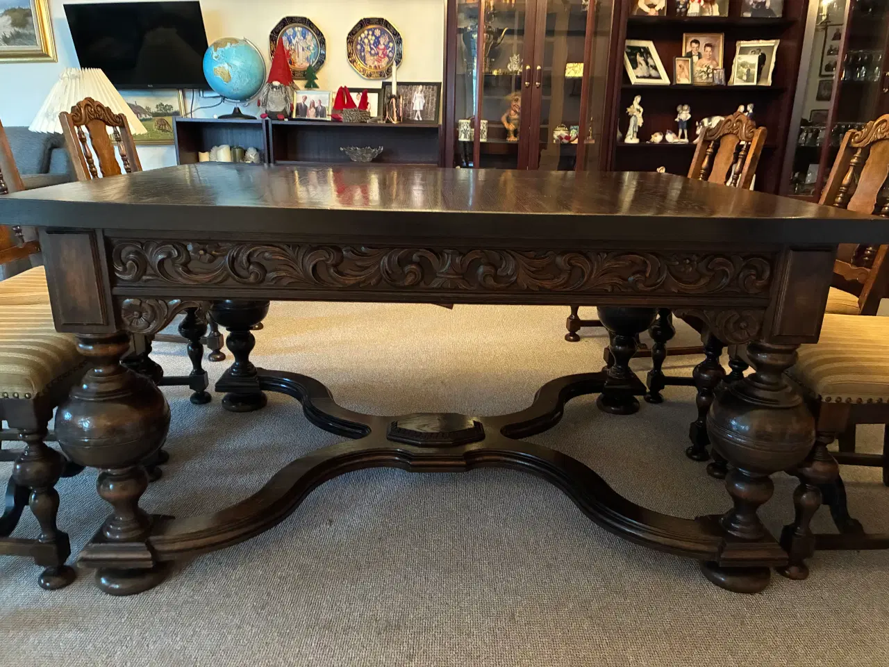 Billede 3 - Spisebord i moseeg