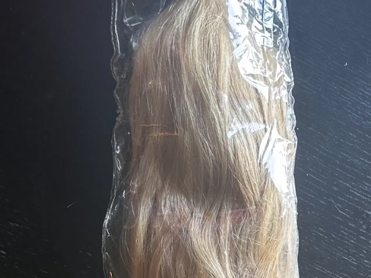 Billede 2 - Ægte beige blond hår, hår extensions 45cm