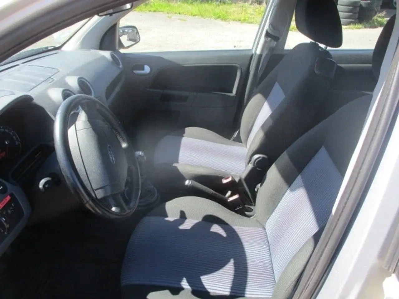 Billede 8 - Ford Fusion 1,6 Trend