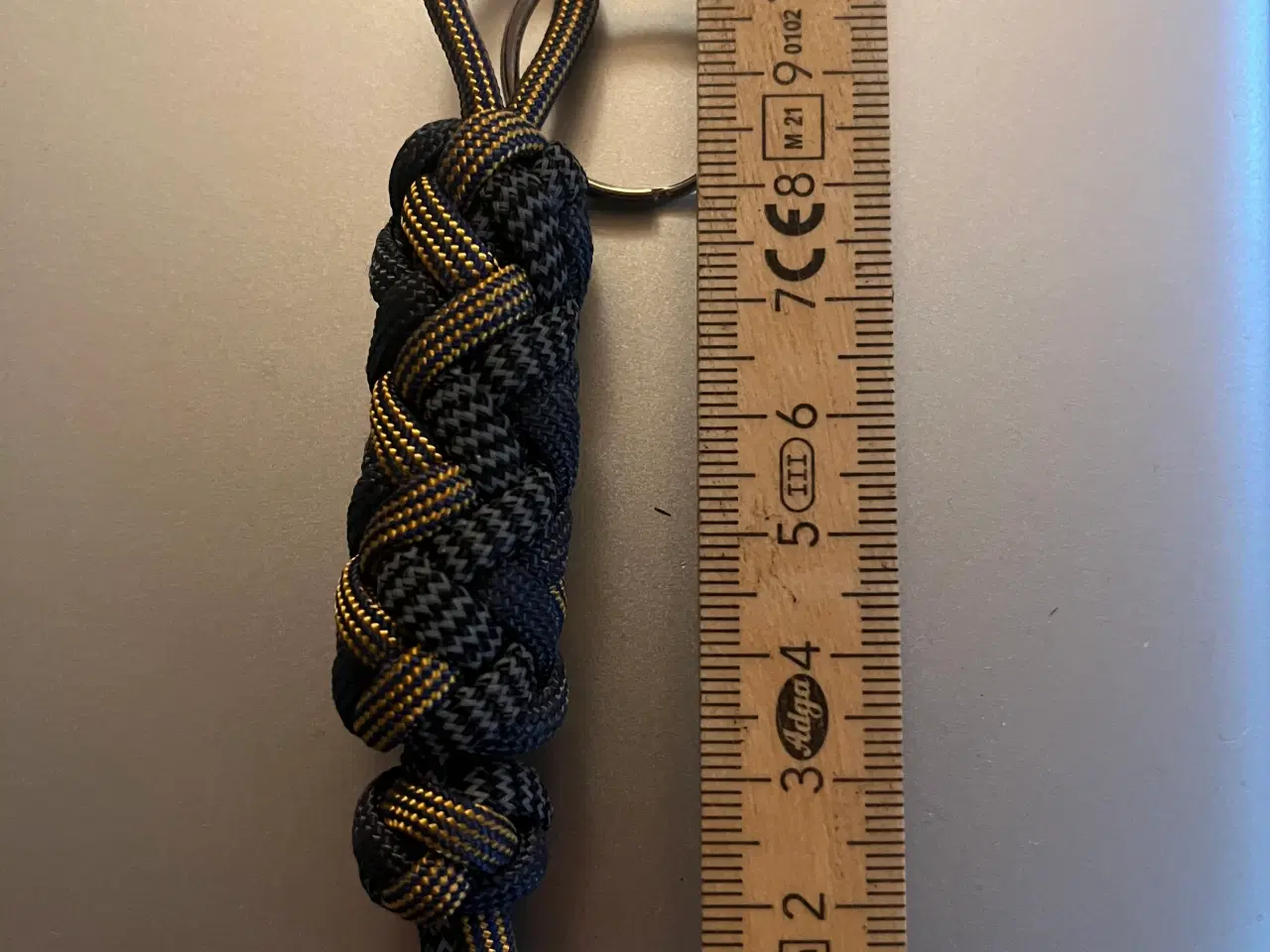 Billede 3 - Nølering i paracord, pris pr stk 