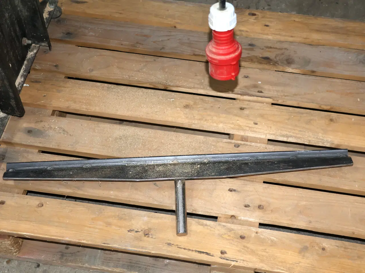 Billede 9 - Stor trædrejebænk Luna SP1000, m/25 stk jern