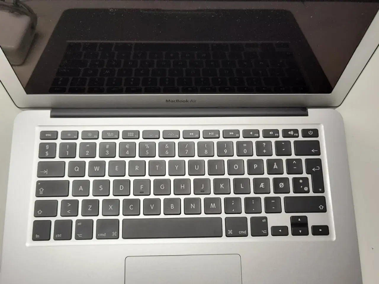 Billede 3 - MacBook Air sælges