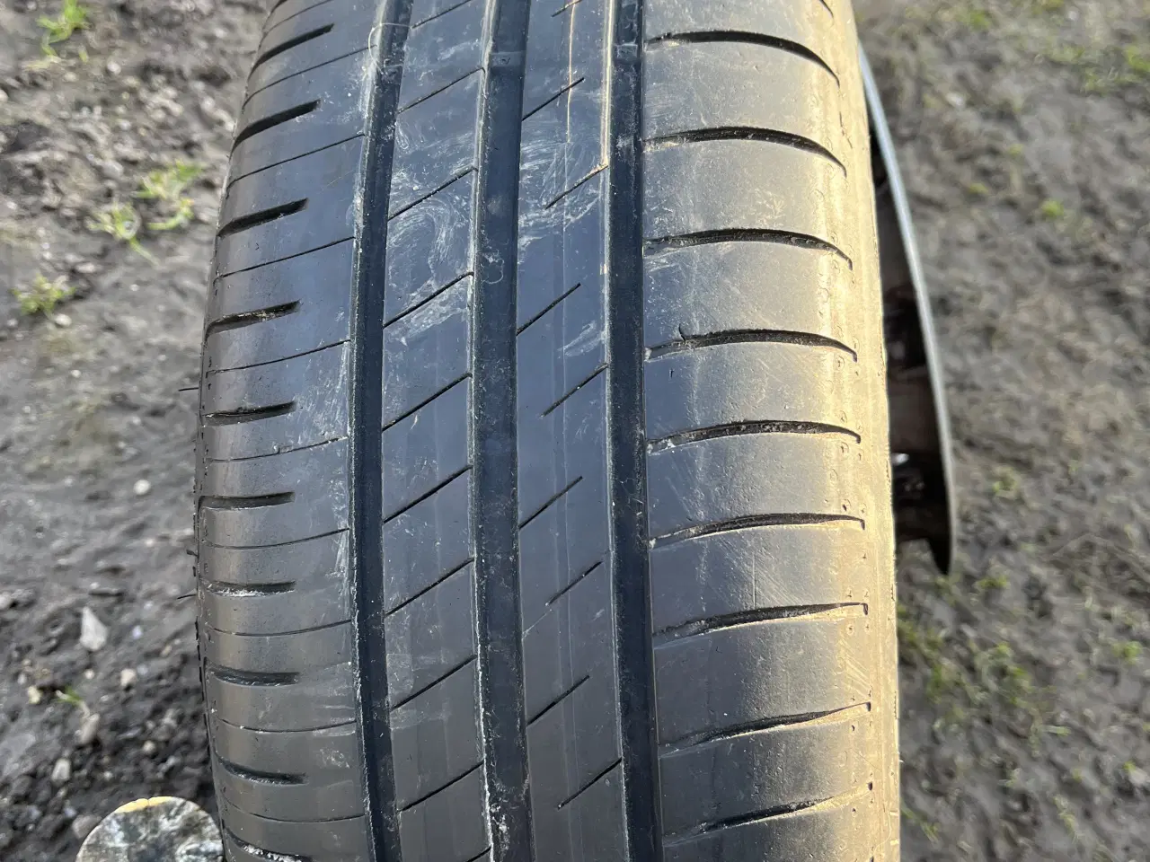 Billede 2 - VW 4 fælge med dæk