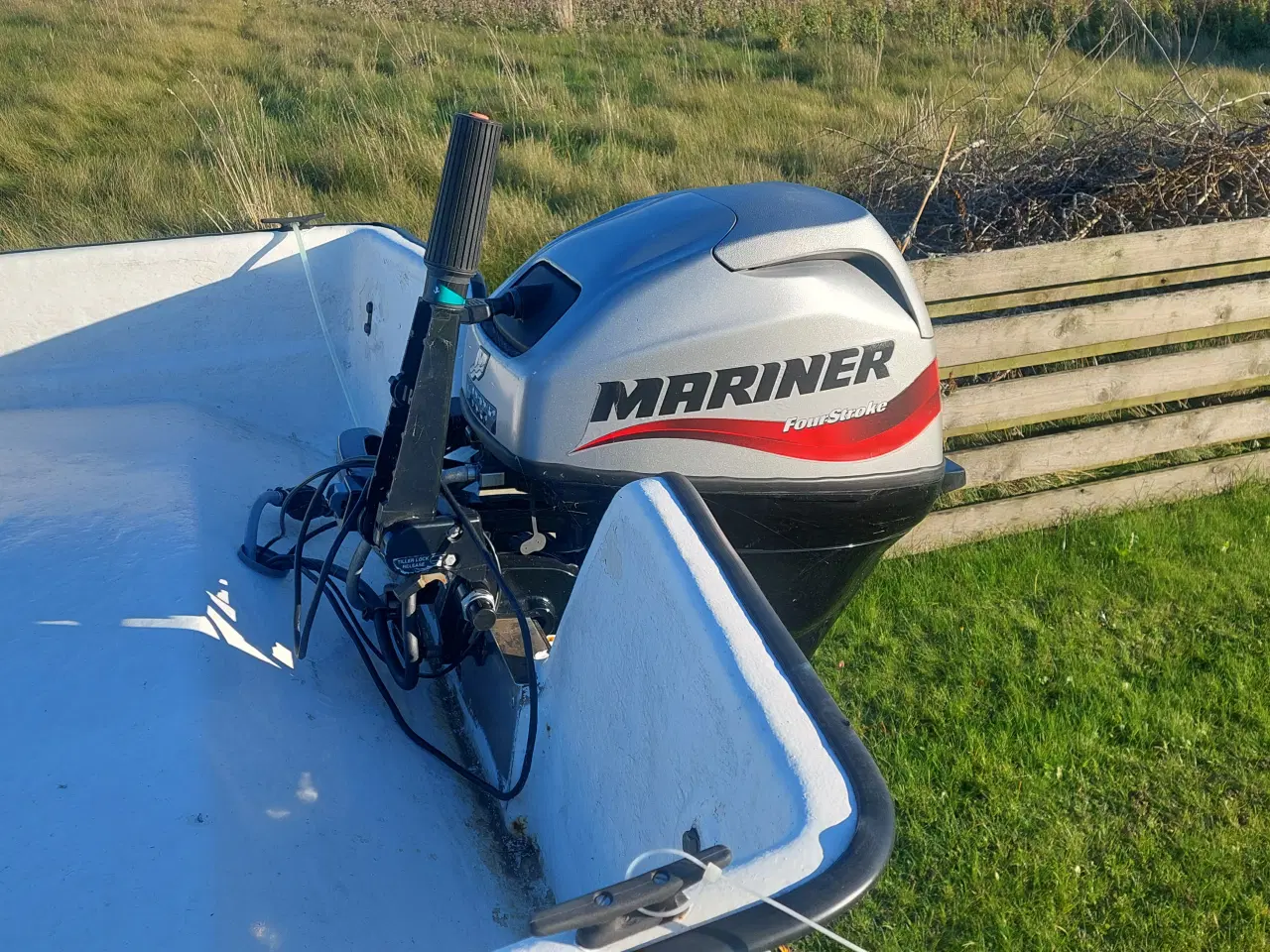 Billede 2 - Jolle med 20 hk