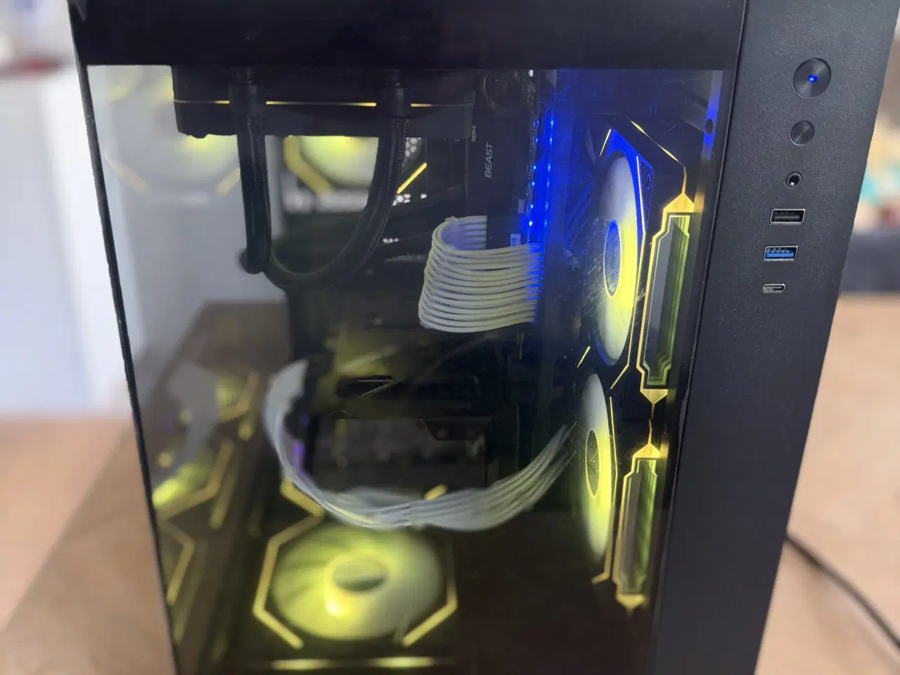 Billede 4 - Flot RGB Gaming PC – RTX 3070 / i7/ 16 RAM