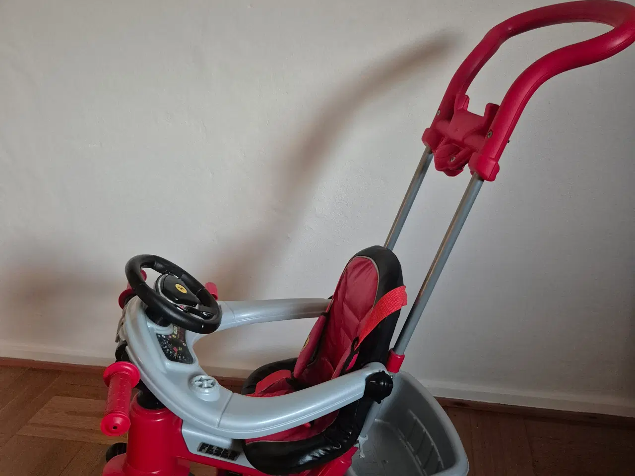 Billede 1 - Ferrari 3-hjulet cykel