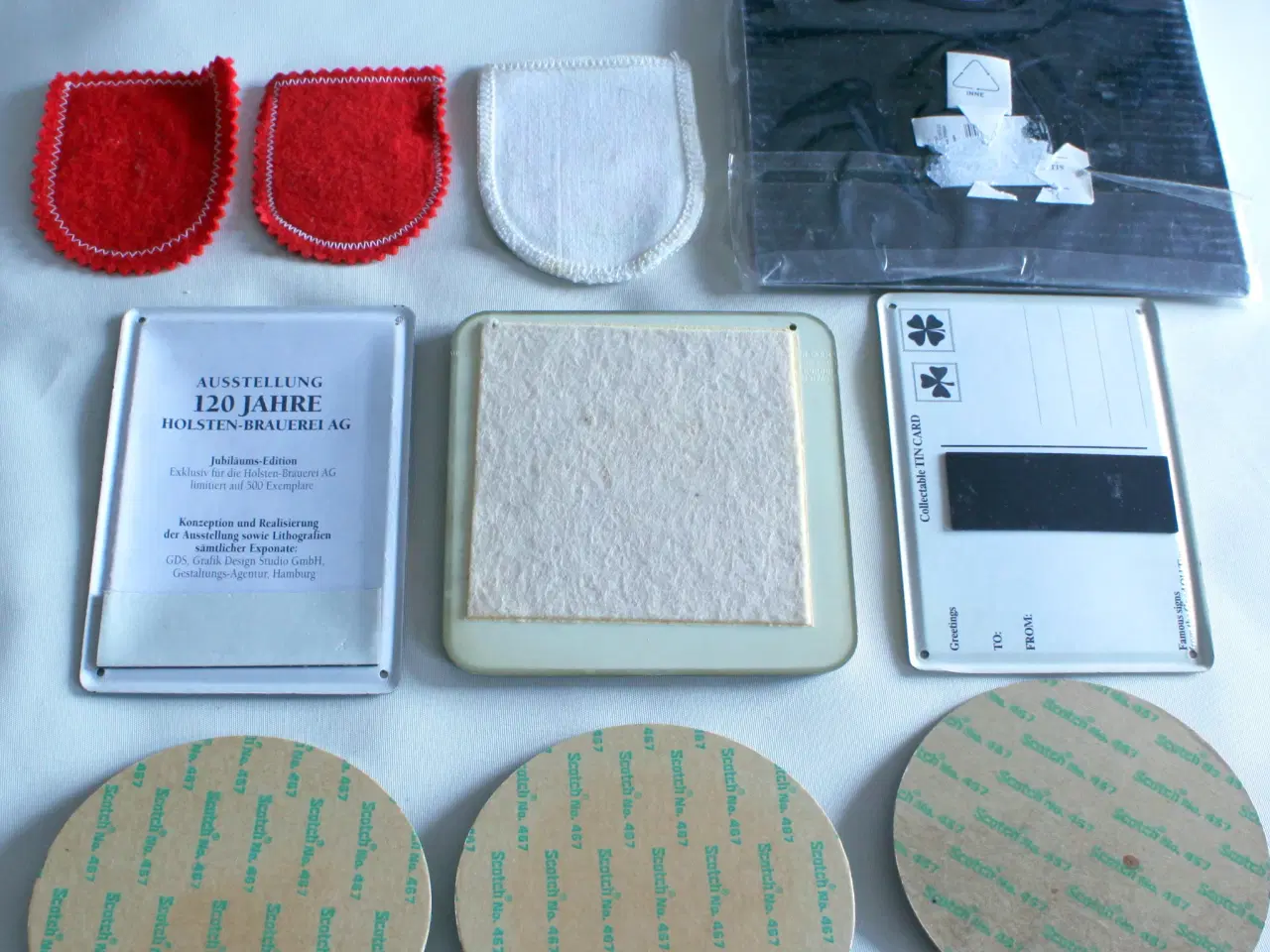 Billede 2 - Samling af vintage metal- og tøj skilte.