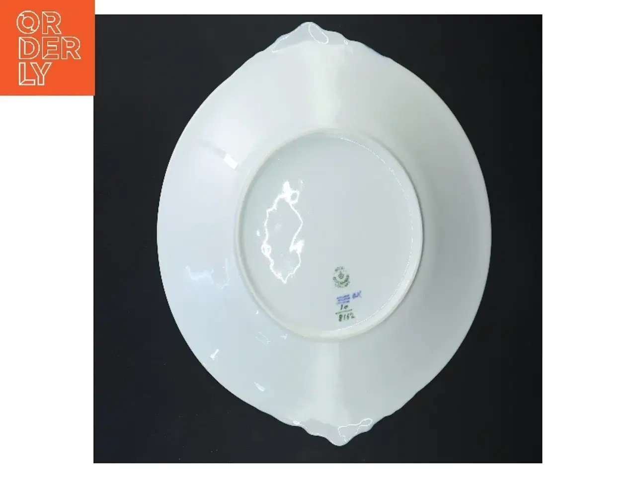 Billede 3 - Porcelæn fad med blå blomst fra Royal Copenhagen (str. Ø 29 cm)