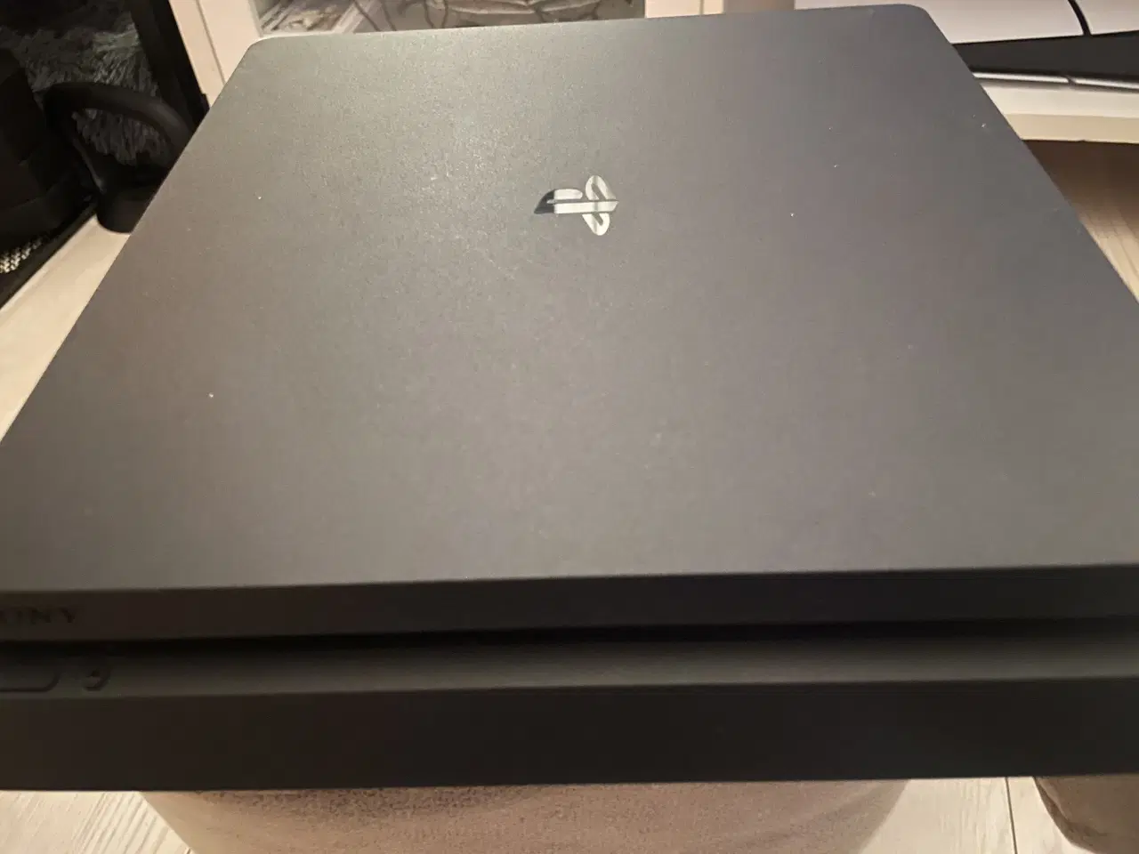 Billede 1 - Playstation4 Slim 500 GB med 1 controller + 2 spil