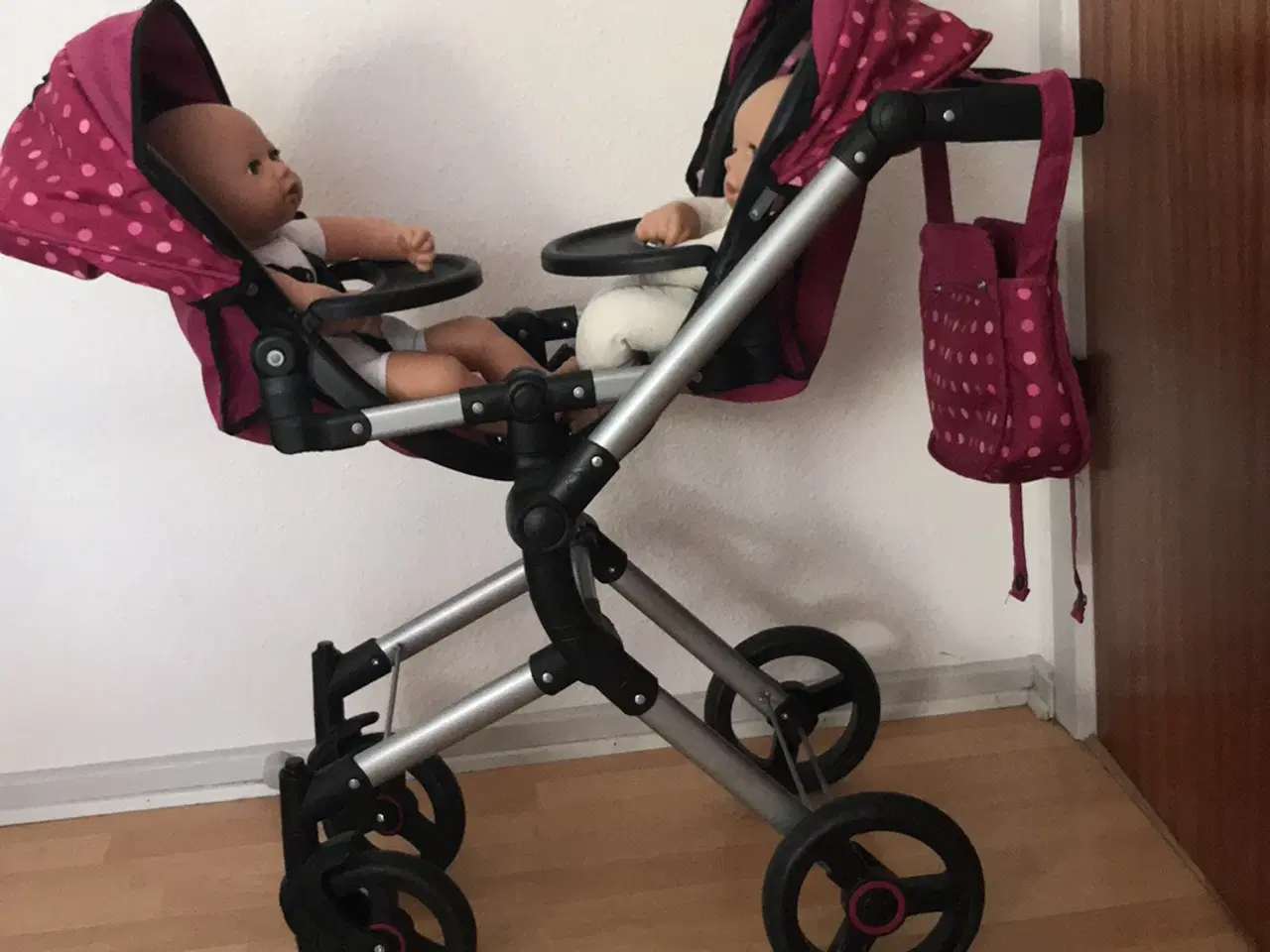 Billede 1 - Dukke udstyr