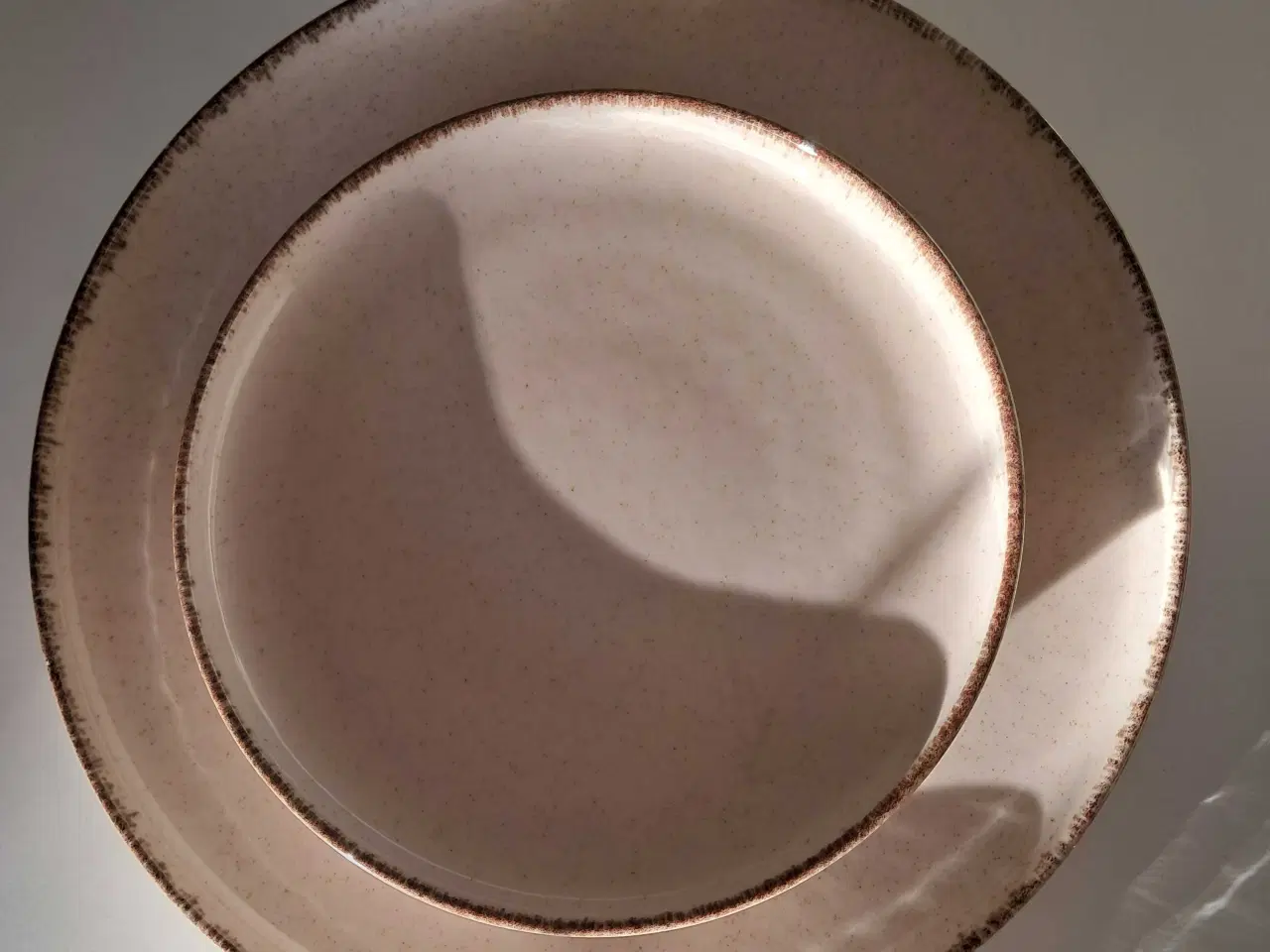 Billede 2 - Jysk tallerkener 