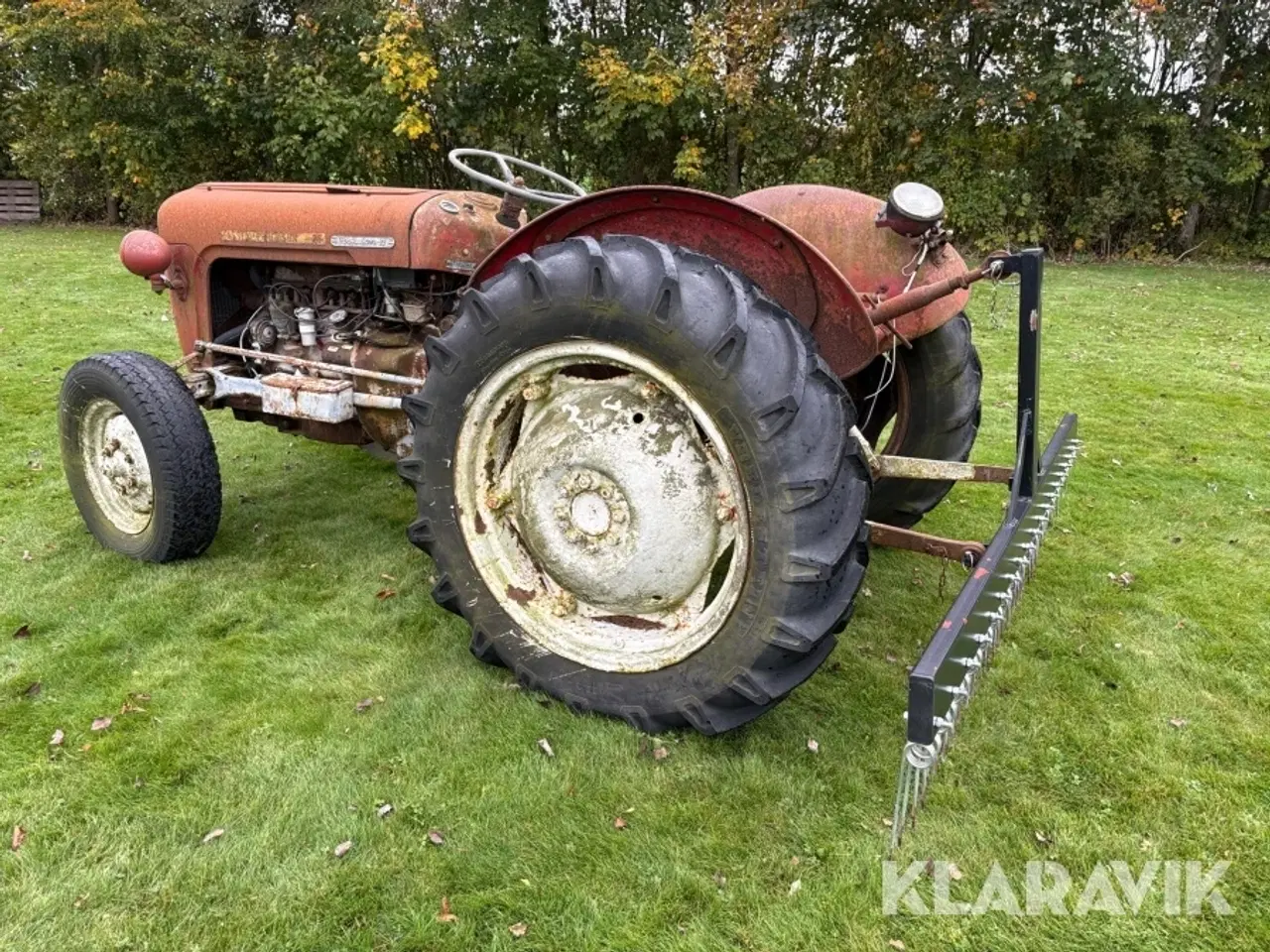 Billede 2 - Veteran Traktor Massey Ferguson 35 Guldfugl med aflæsservogn og plov