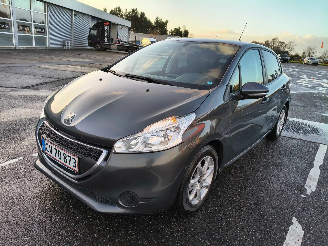 Billede 1 - 208 1,6 HDI 2015 ( 120 vægtafgift/6 Mdr )