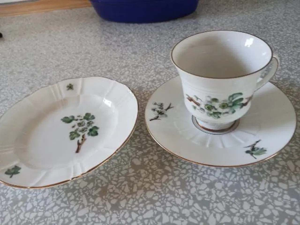 Billede 2 - Kaffe og spisestel