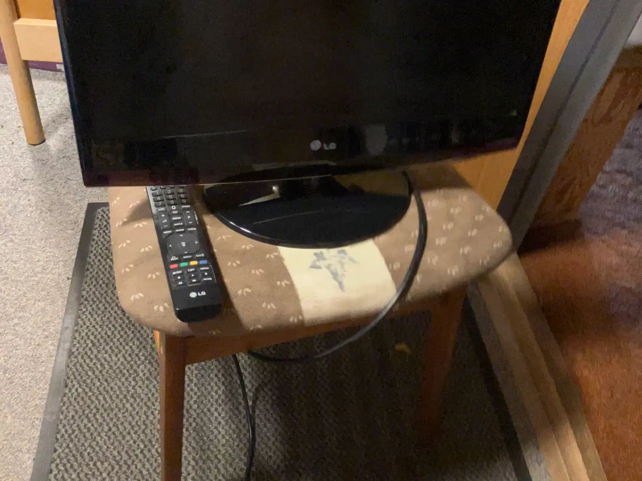 Billede 2 - Lille LG TV. 24 tommer