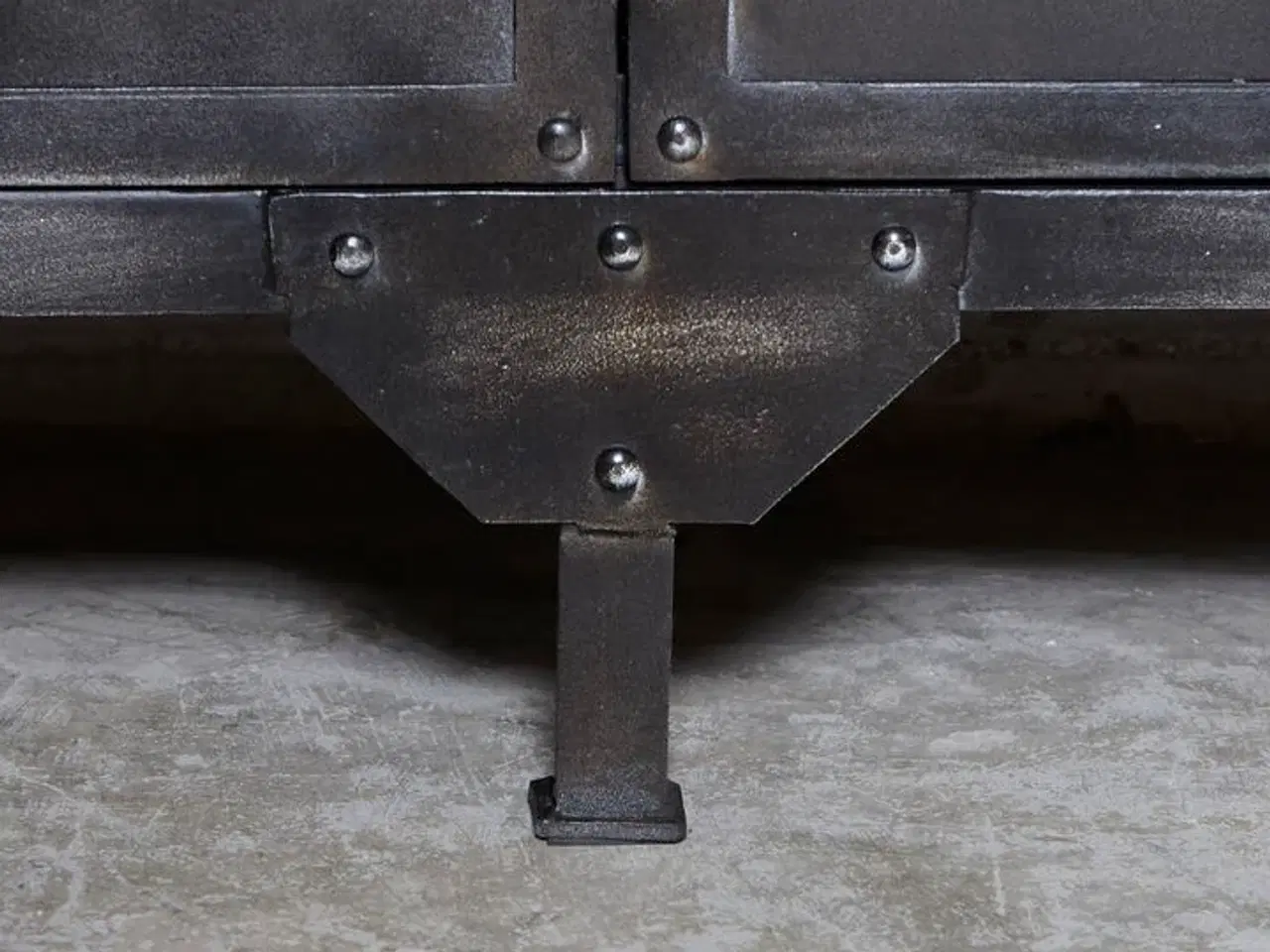 Billede 7 - Ny Skænk 180 sort oxideret