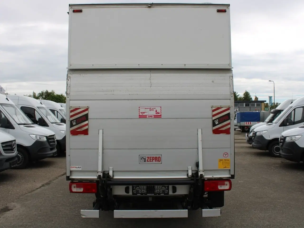 Billede 10 - VW Crafter 35 2,0 TDi 177 Alukasse m/lift aut.