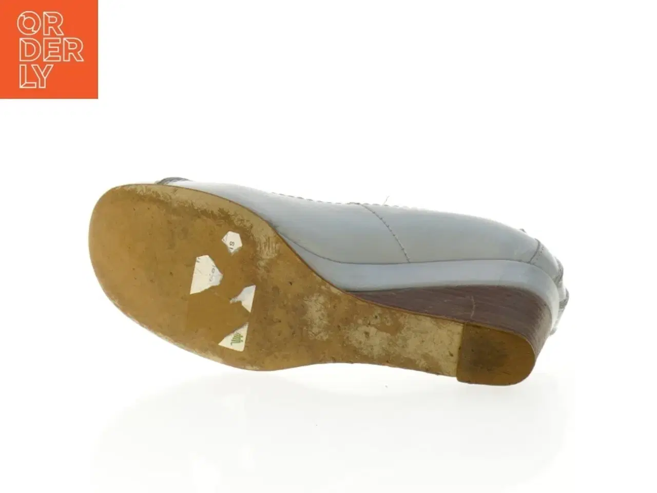 Billede 2 - Hvide lædersko med kilehæl (str. 38)