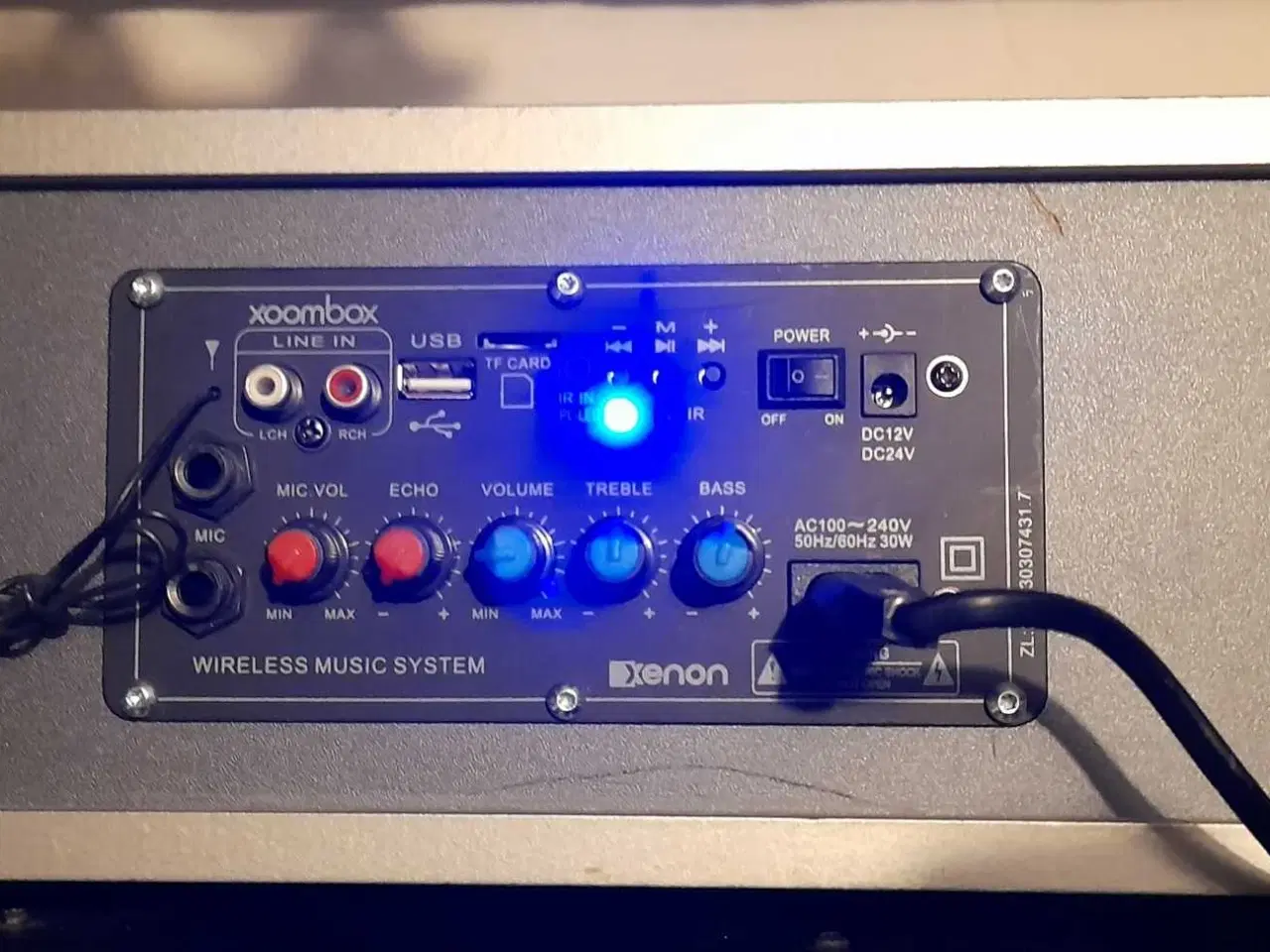 Billede 1 - Udlejes - Festhøjtaler 150W XOOM STEREO BOX