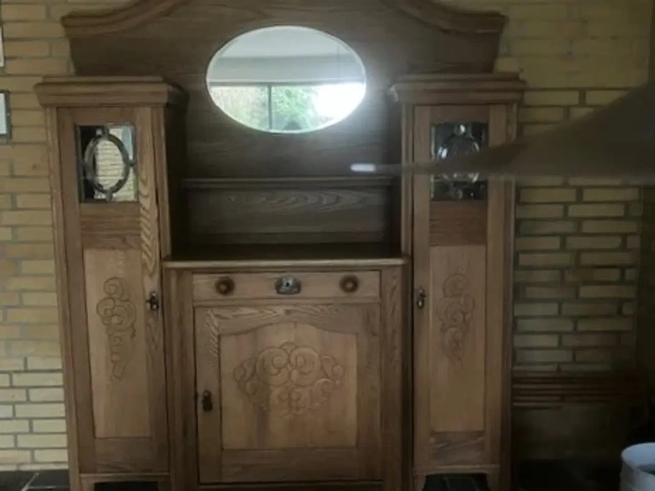 Billede 1 - Tårnbuffet af egetræ