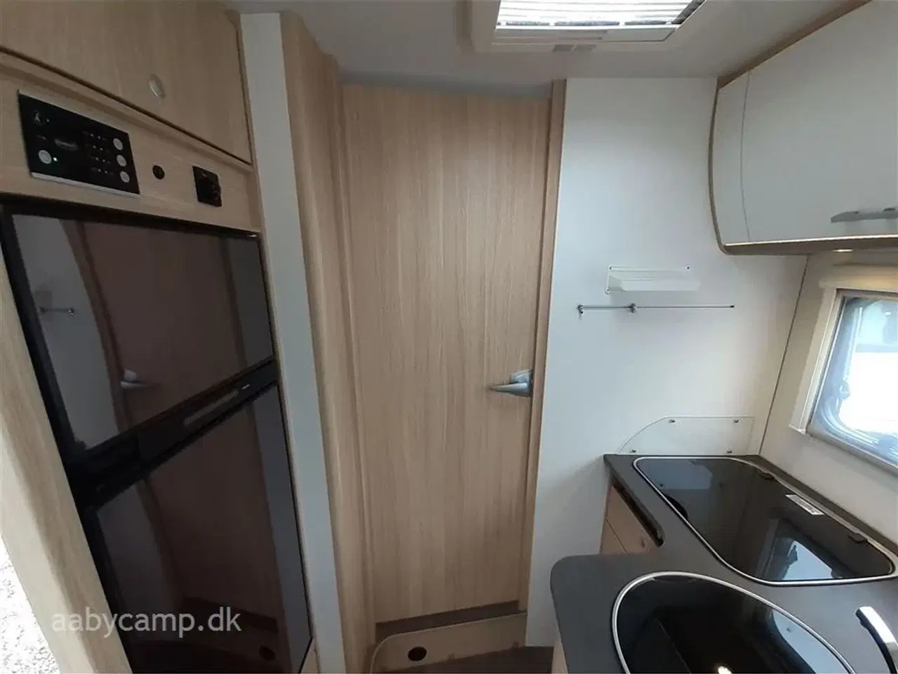 Billede 15 - 2020 - SunLight I 69 L Aut. queensbed. automatgear. solceller. batteri. undervognsbehandlet.