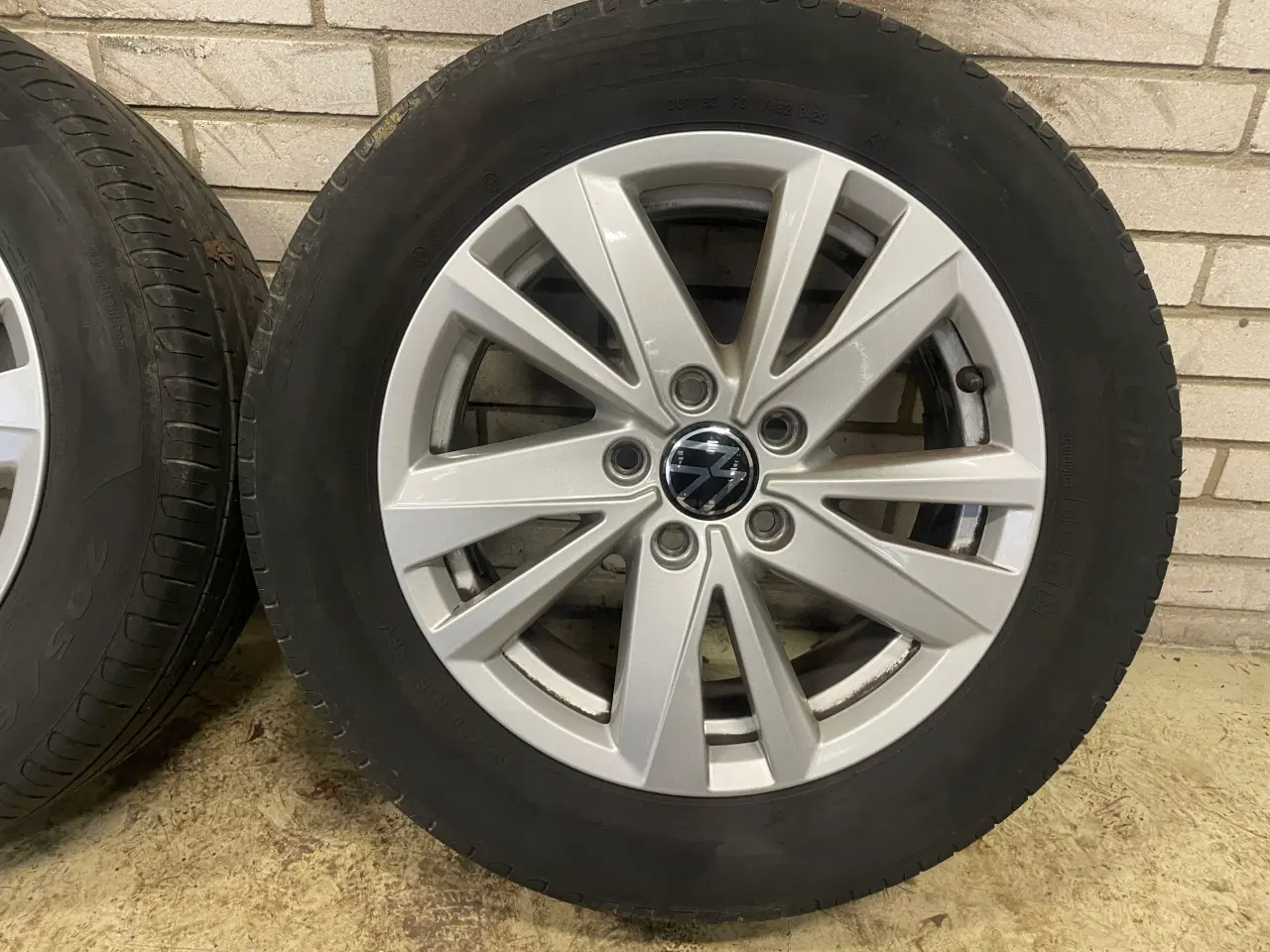 Billede 4 - 16 VW Touran 205/60r16 Ref.207 sommer