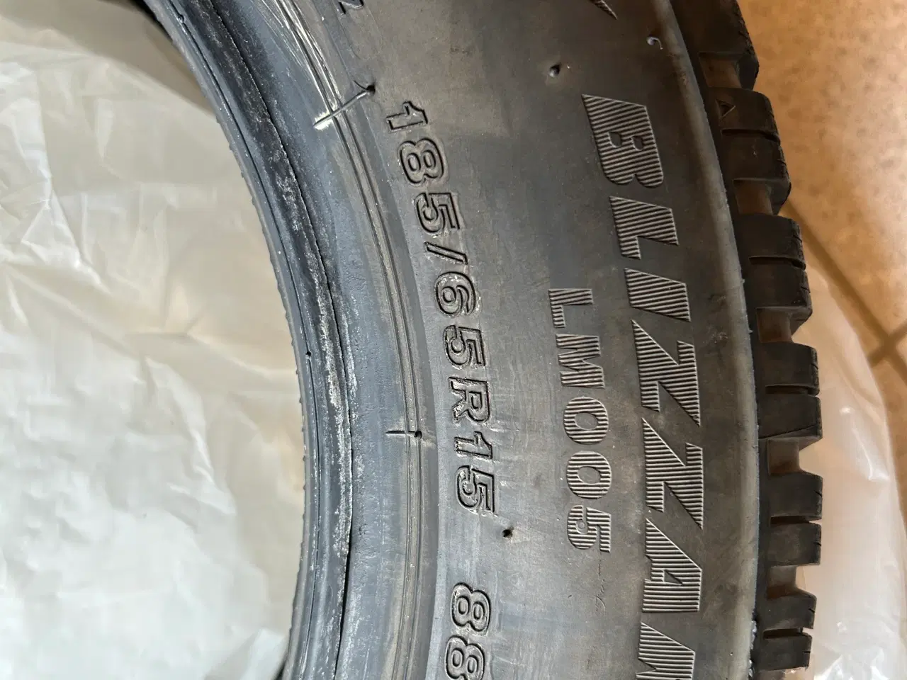 Billede 1 - Vinterdæk bridgestone 4mm