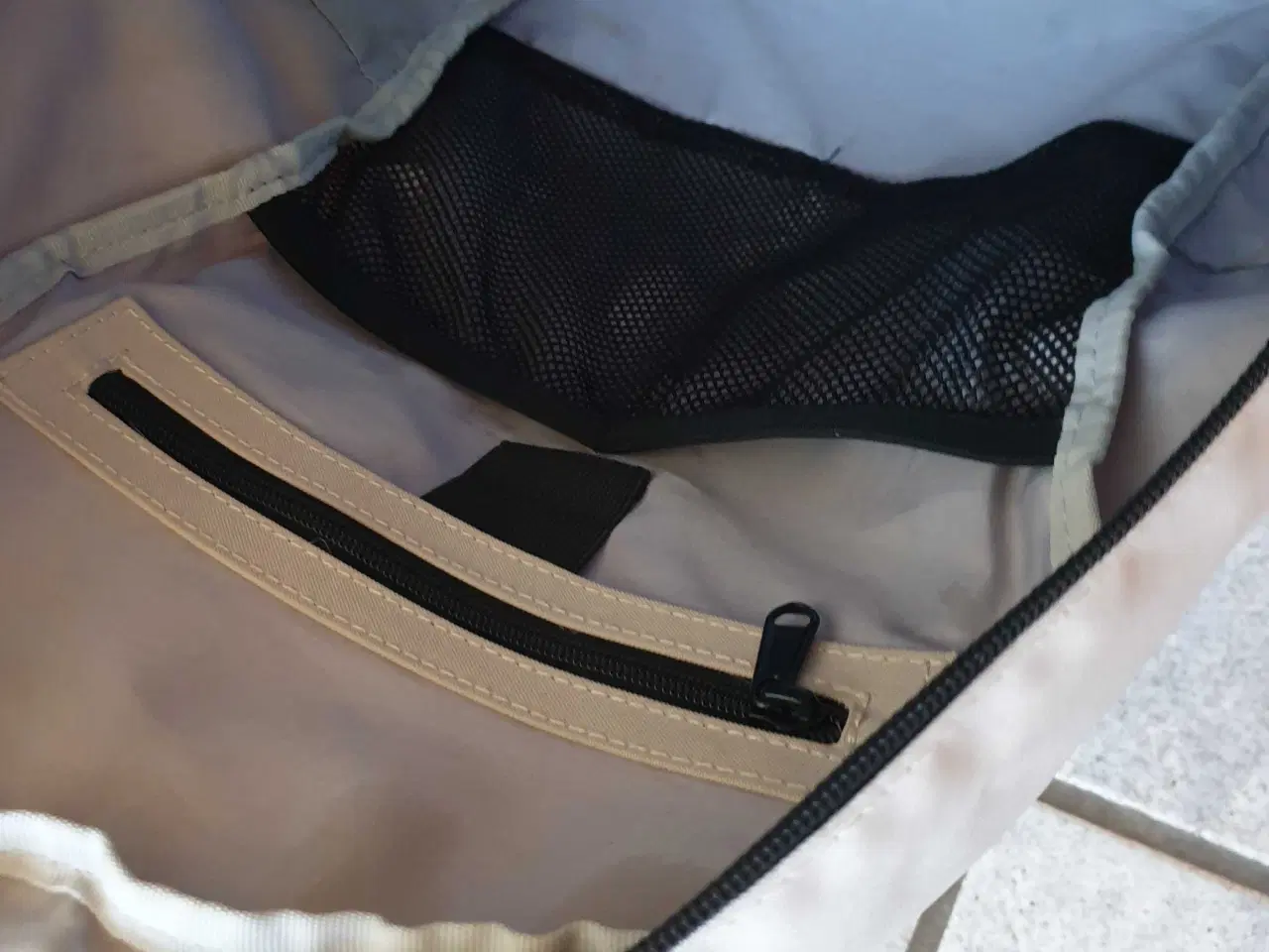 Billede 4 - Rygsæk/Skoletaske  