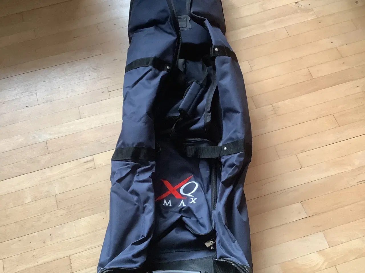 Billede 4 - XQ Max golfsæt med vogn og tilbehør