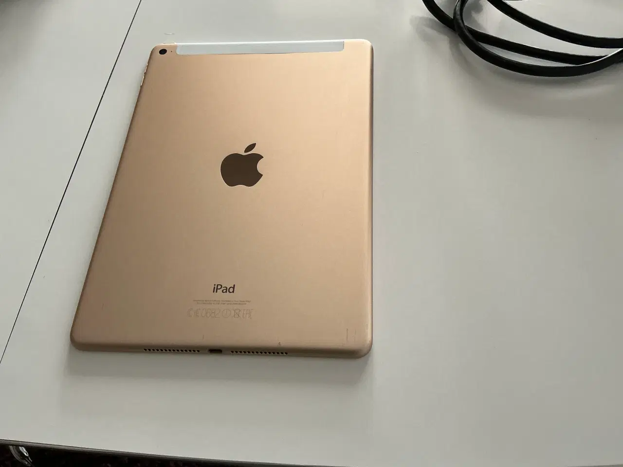 Billede 2 - Apple IPad Air Guld